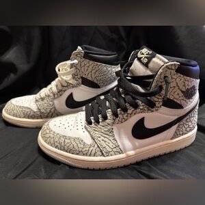 Nike Air Jordan 1 Retro High OG White Cement Size 7 Unisex Women 8.5
